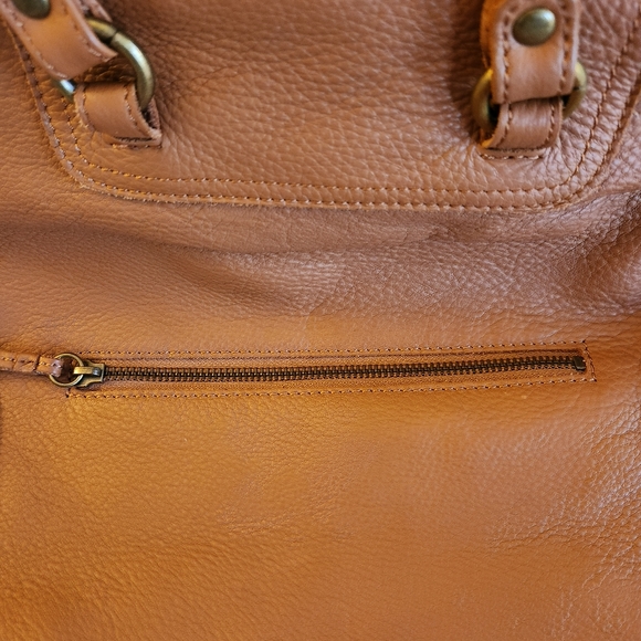 Retired beige  The Sak Leather Handbag - Picture 10 of 10
